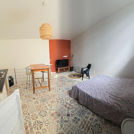 Appartement En Duplex Viviers Exteriér fotografie
